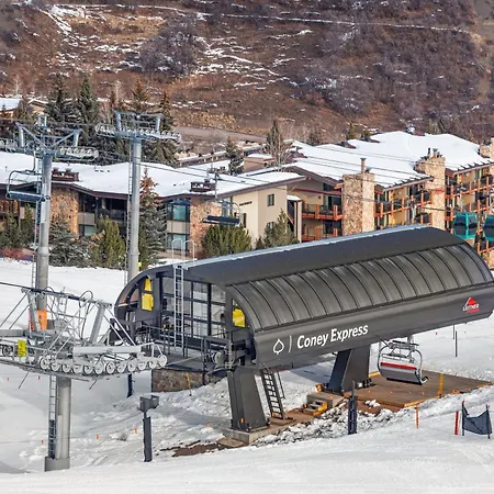 Ski-In Ski-Out Luxury Townhome With Stunning Views By The Woodrun V Townhouses